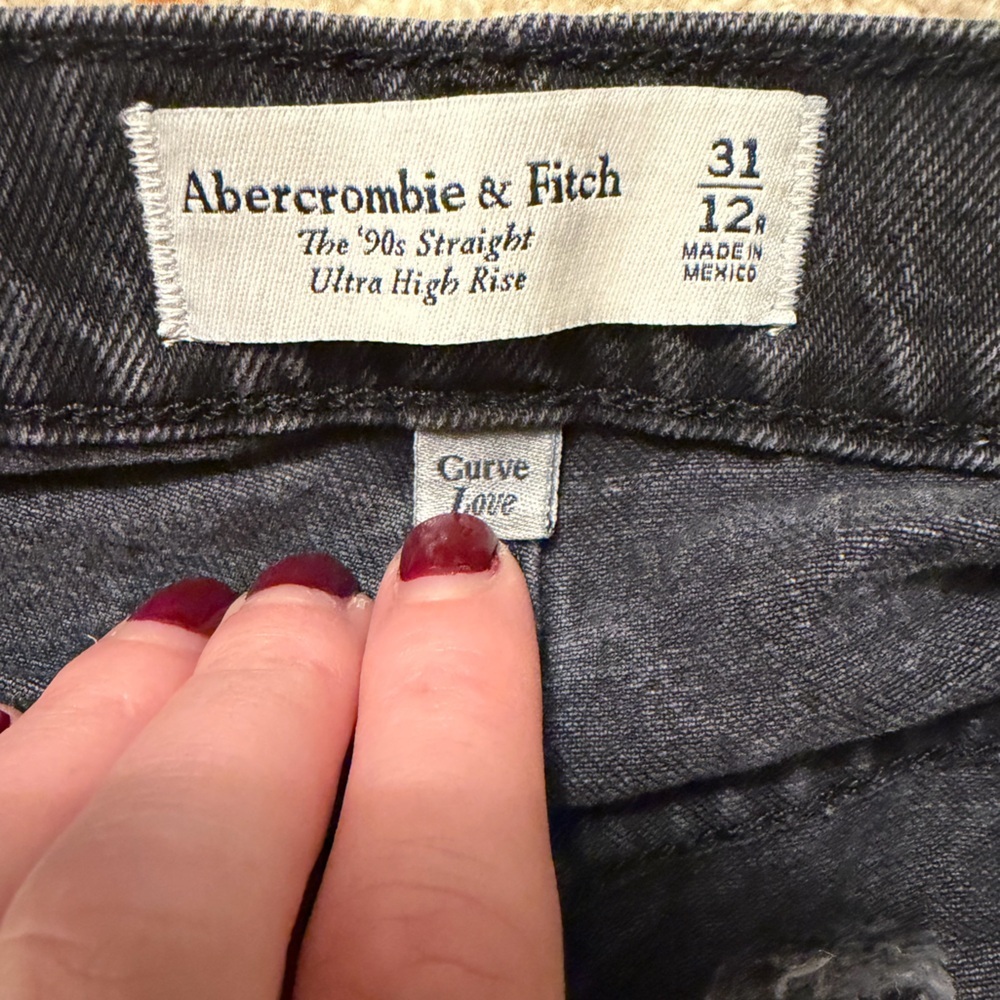 Abercrombie & Fitch 90's Straight Ultra High Rise Ripped Jeans Curve Love - Picture 3 of 4